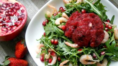 Cooking simple and delicious salads with pomegranate