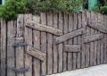 Do-it-yourself wooden gates and wicket: photo and assembly Do-it-yourself wooden swing gates